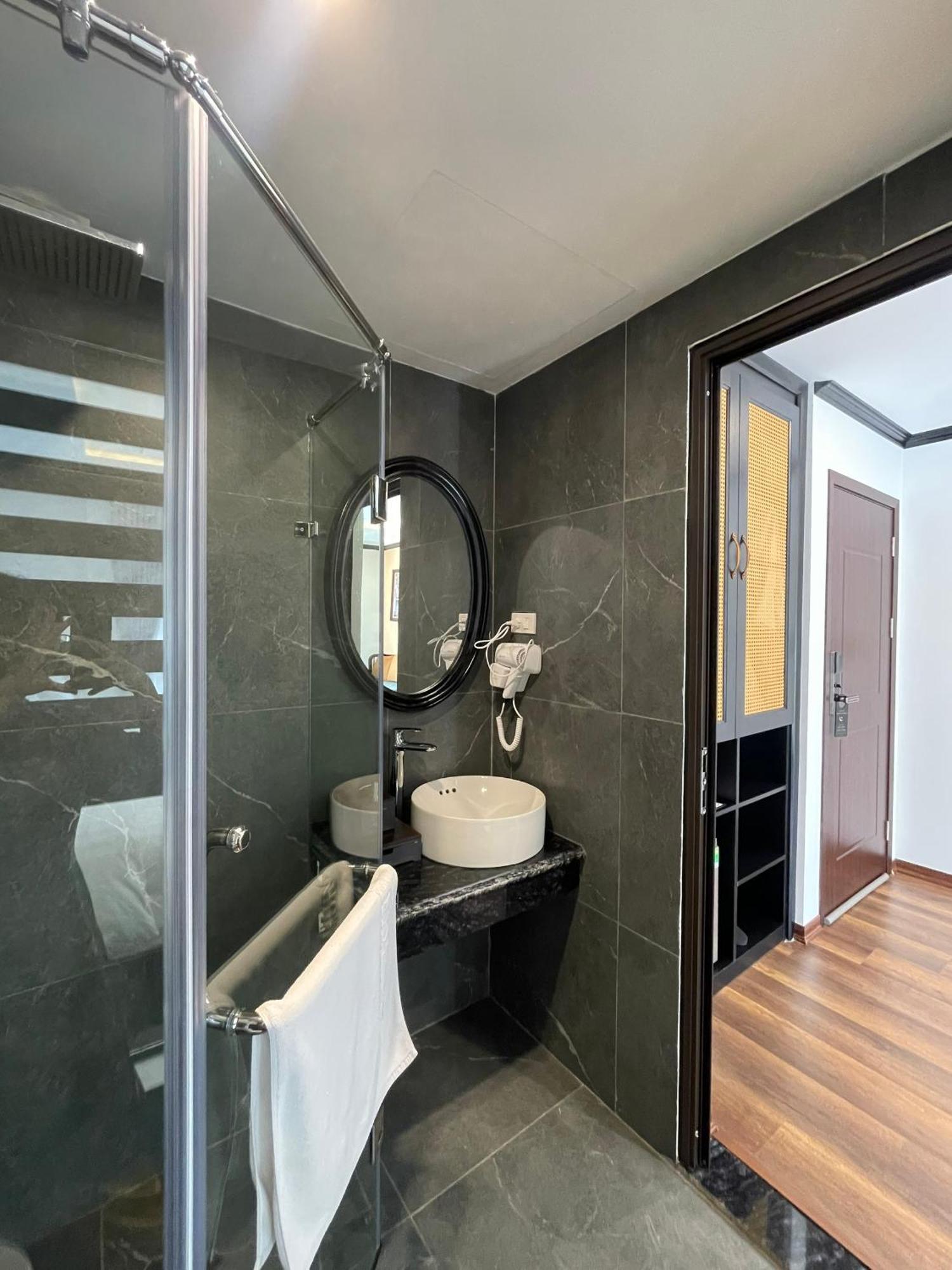 Aquarius Premium Hotel Hà Nội Ngoại thất bức ảnh